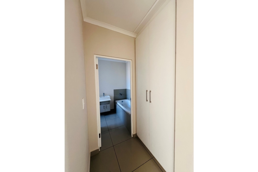 To Let 2 Bedroom Property for Rent in Langeberg Ridge Western Cape